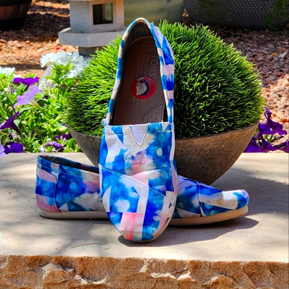 Women's Tom Canvas shoes
